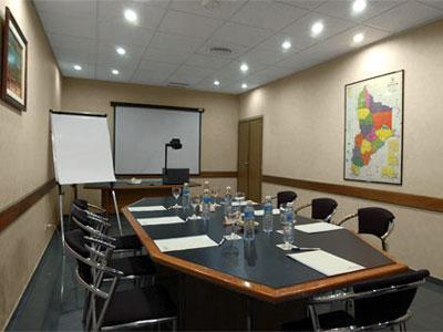 Land Express Neuquen Hotel Exterior photo